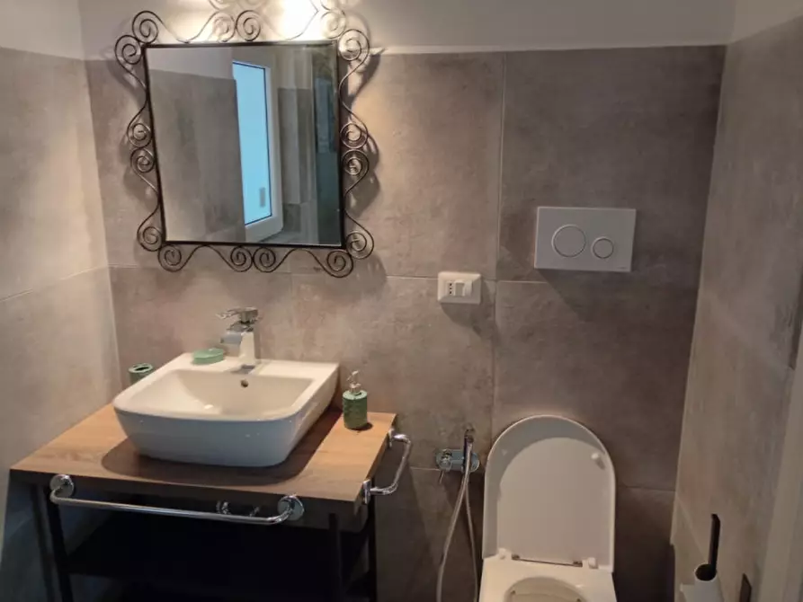 Immagine 8 di Appartamento in affitto  in Via Pietro Trinchera 12 a Napoli