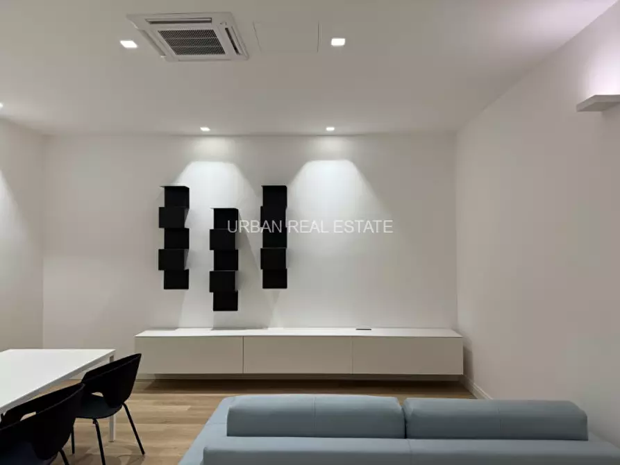 Immagine 9 di Appartamento in affitto  in Via Carducci 8 a Trieste