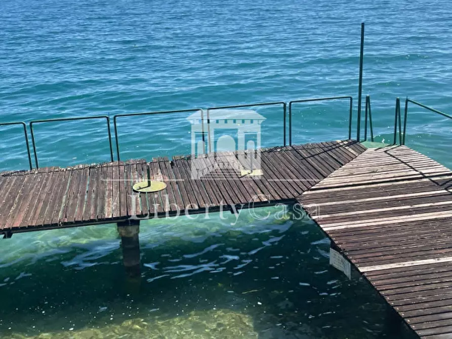 Immagine 3 di Appartamento in vendita  in Via Roma a Toscolano-Maderno