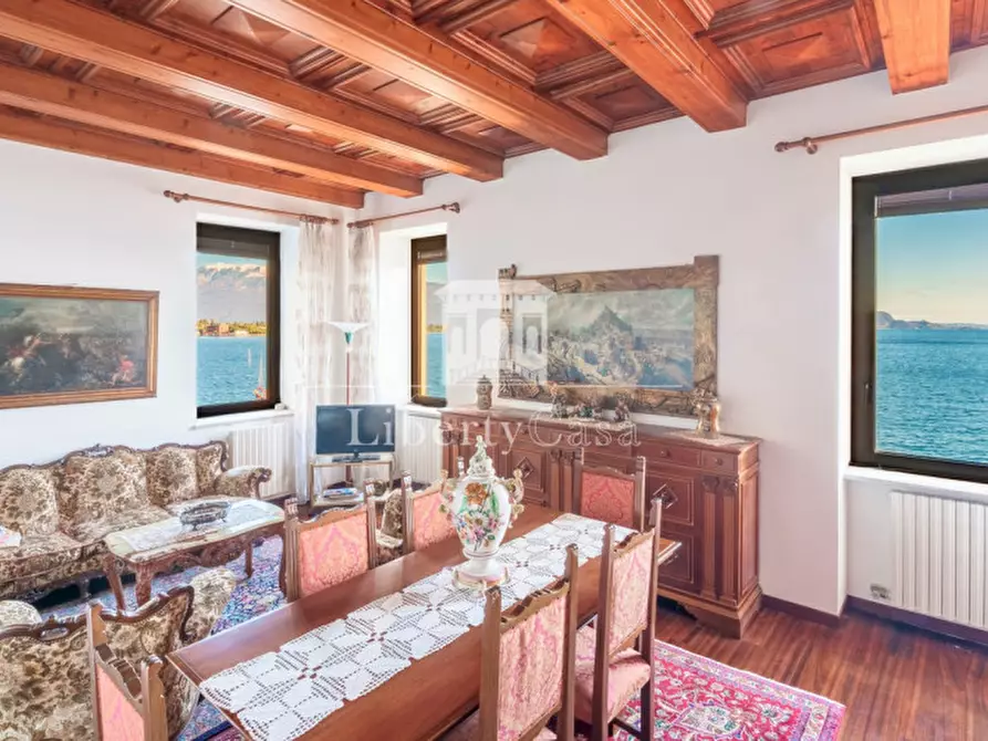 Immagine 4 di Appartamento in vendita  in Via Roma a Toscolano-Maderno