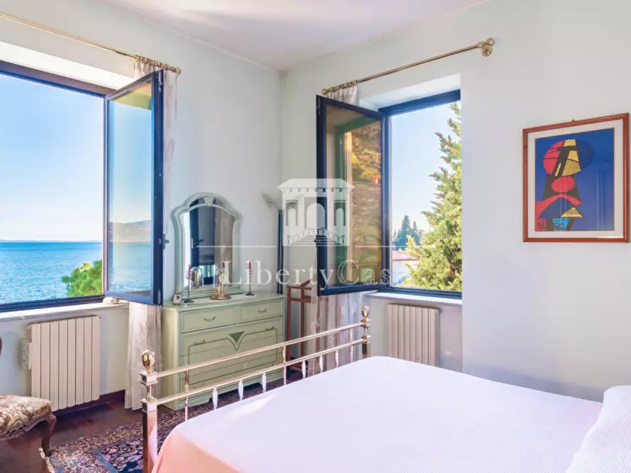 Immagine 10 di Appartamento in vendita  in Via Roma a Toscolano-Maderno