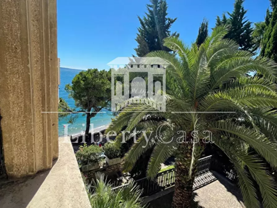 Immagine 17 di Appartamento in vendita  in Via Roma a Toscolano-Maderno