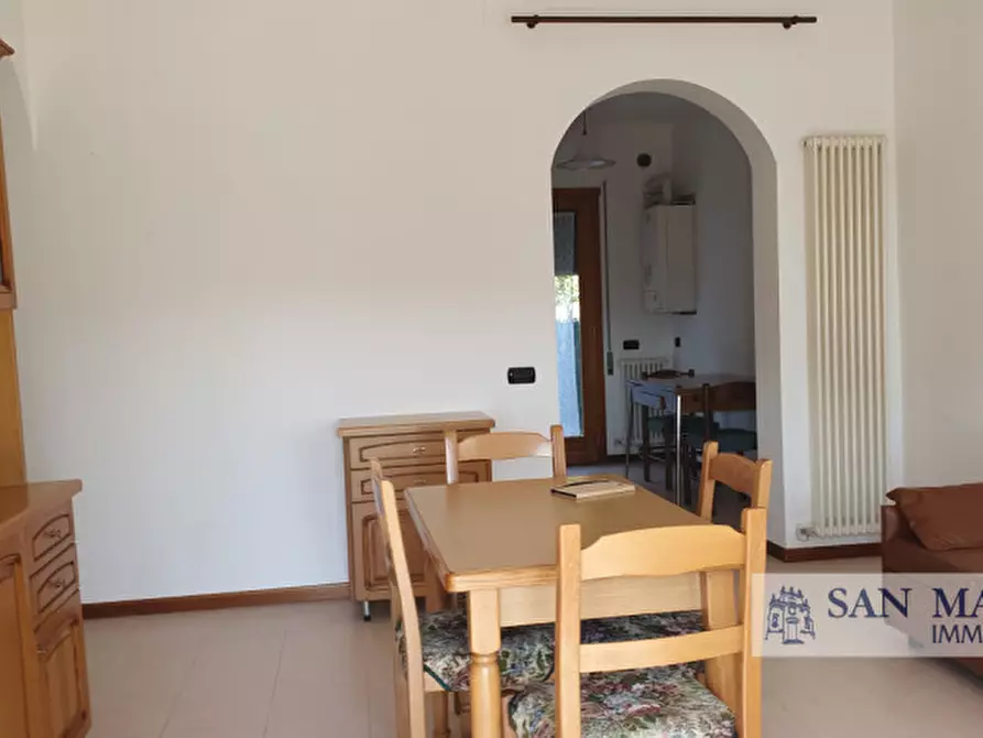 Immagine 1 di Appartamento in affitto  in Via Brigata Cadore 33 a Castegnero