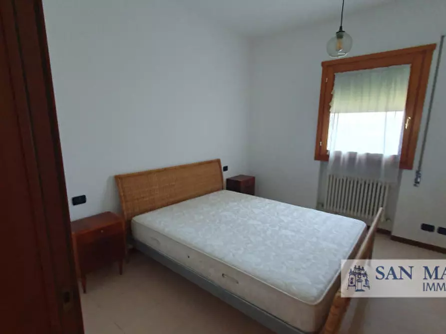 Immagine 10 di Appartamento in affitto  in Via Brigata Cadore 33 a Castegnero