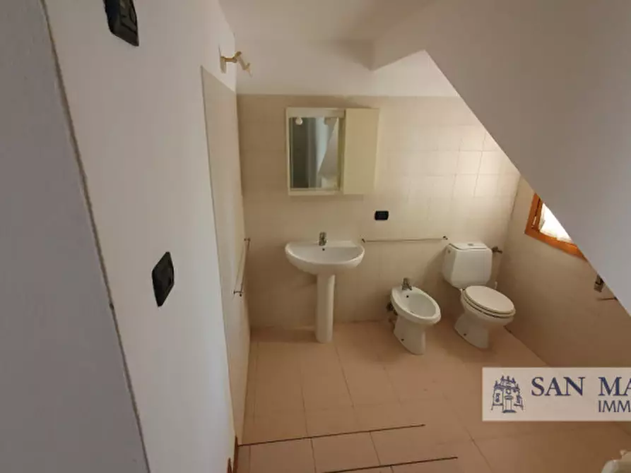 Immagine 13 di Appartamento in affitto  in Via Brigata Cadore 33 a Castegnero