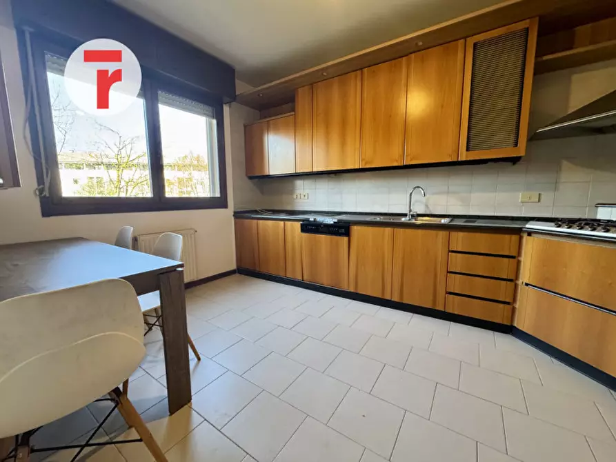 Immagine 3 di Appartamento in vendita  in Via Nicolò e Pietro Luxardo a Padova