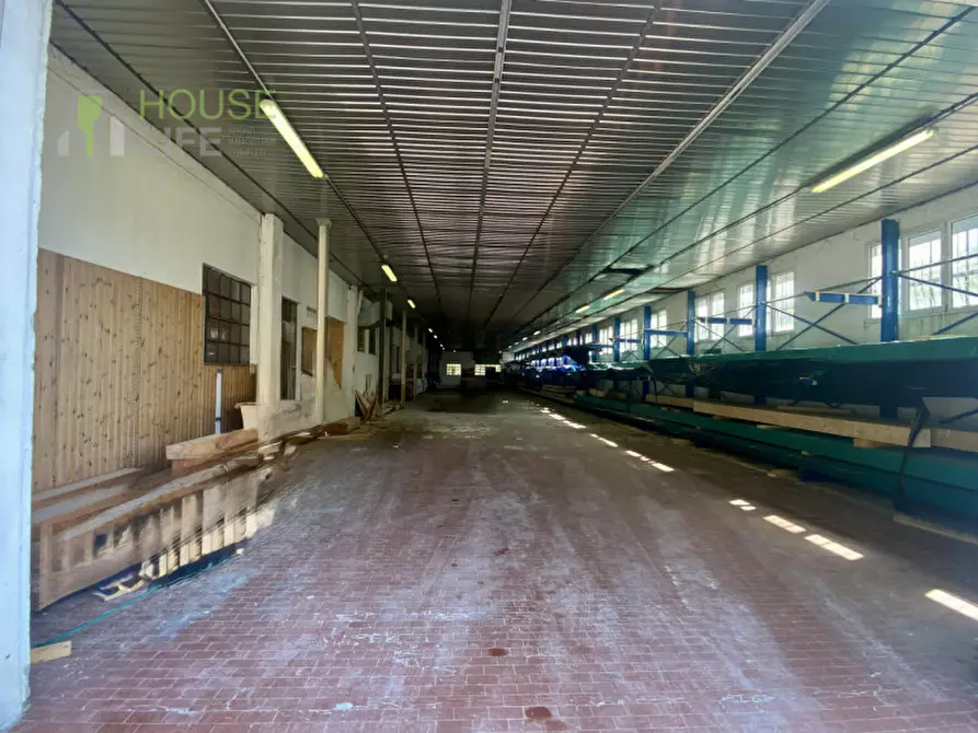 Immagine 5 di Capannone industriale in vendita  in sp350 a Valdastico
