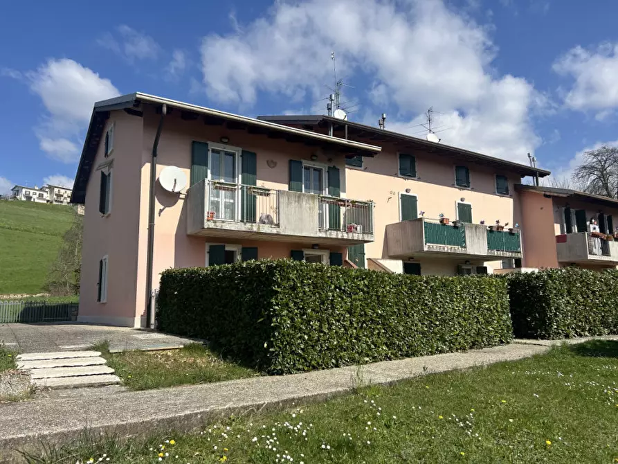 Immagine 4 di Appartamento in vendita  in Via Ponte a Bosco Chiesanuova