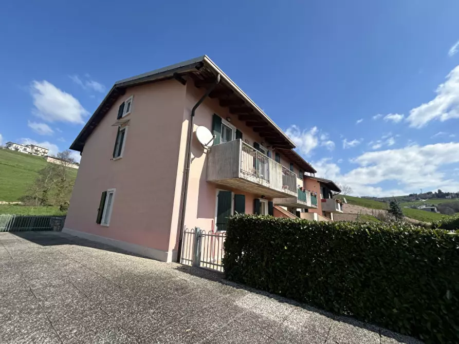 Immagine 5 di Appartamento in vendita  in Via Ponte a Bosco Chiesanuova