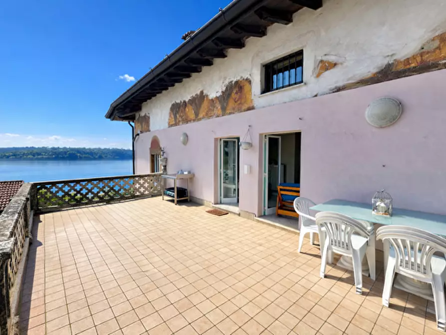 Immagine 1 di Appartamento in affitto  in Via Angelo Landi a Salò