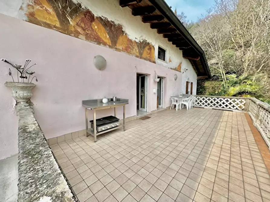 Immagine 13 di Appartamento in affitto  in Via Angelo Landi a Salò