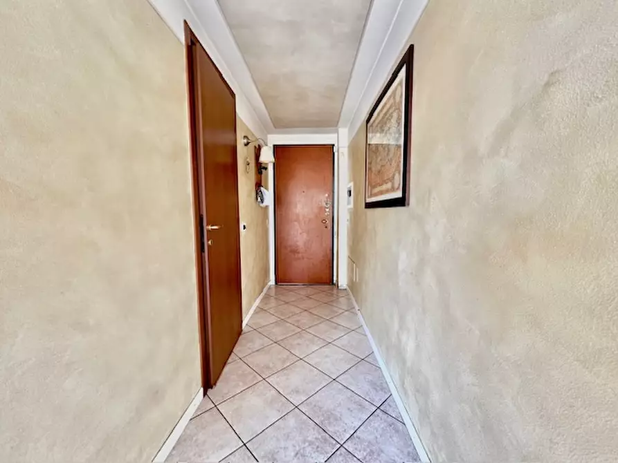 Immagine 16 di Appartamento in affitto  in Via Angelo Landi a Salò