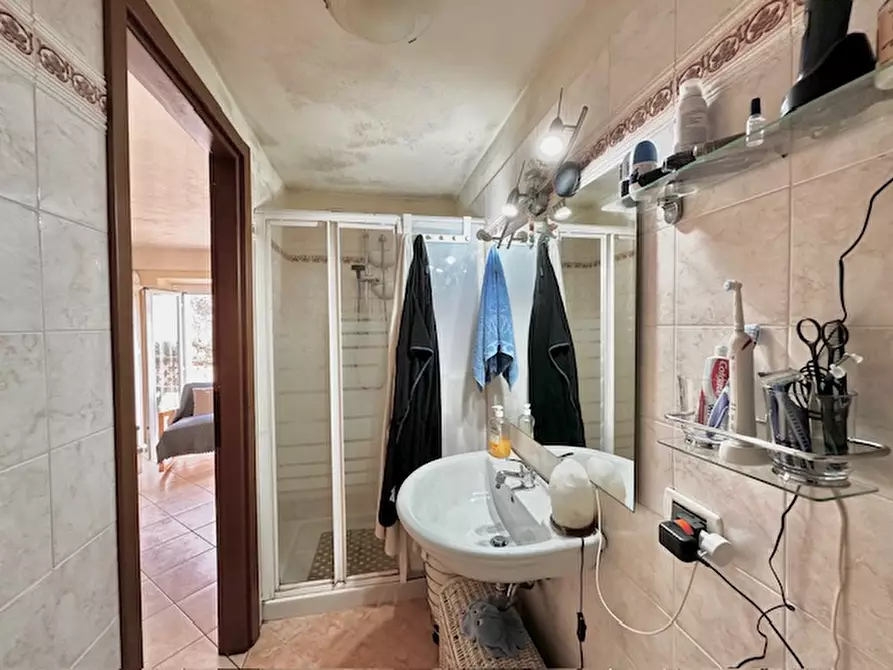 Immagine 18 di Appartamento in affitto  in Via Angelo Landi a Salò