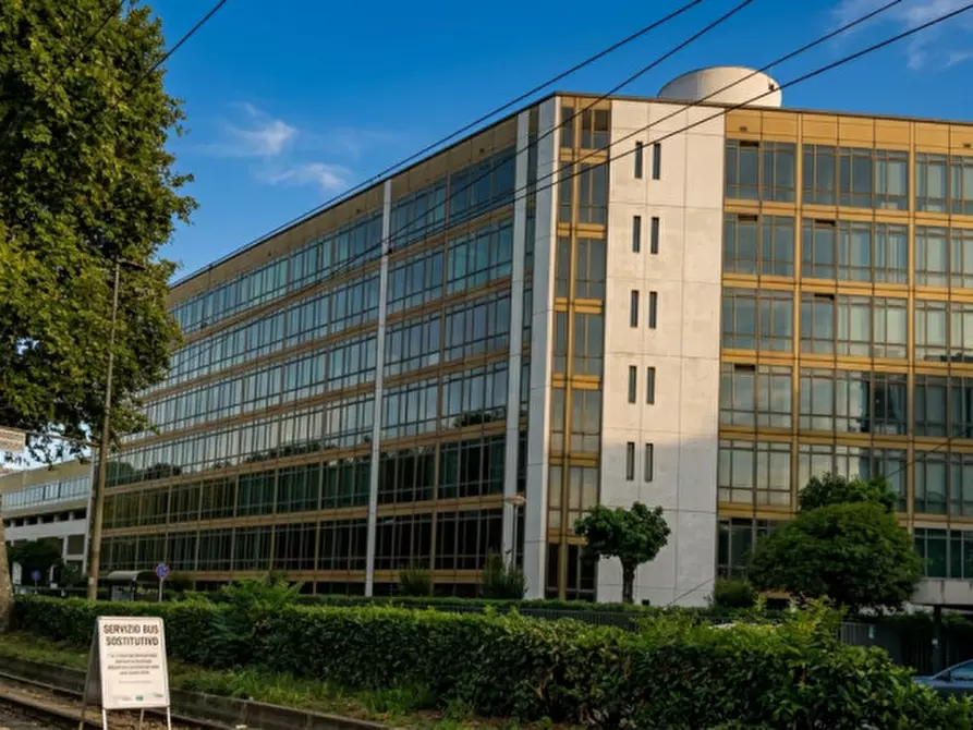 Immagine 2 di Monolocale in vendita  in Corso Svizzera 185 a Torino