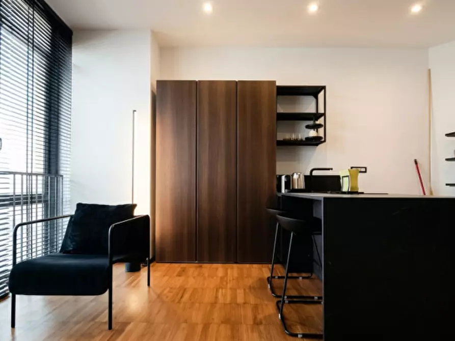 Immagine 6 di Monolocale in vendita  in Corso Svizzera 185 a Torino