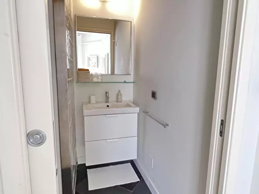 Immagine 16 di Appartamento in vendita  in Via Aristide Gabelli a Padova