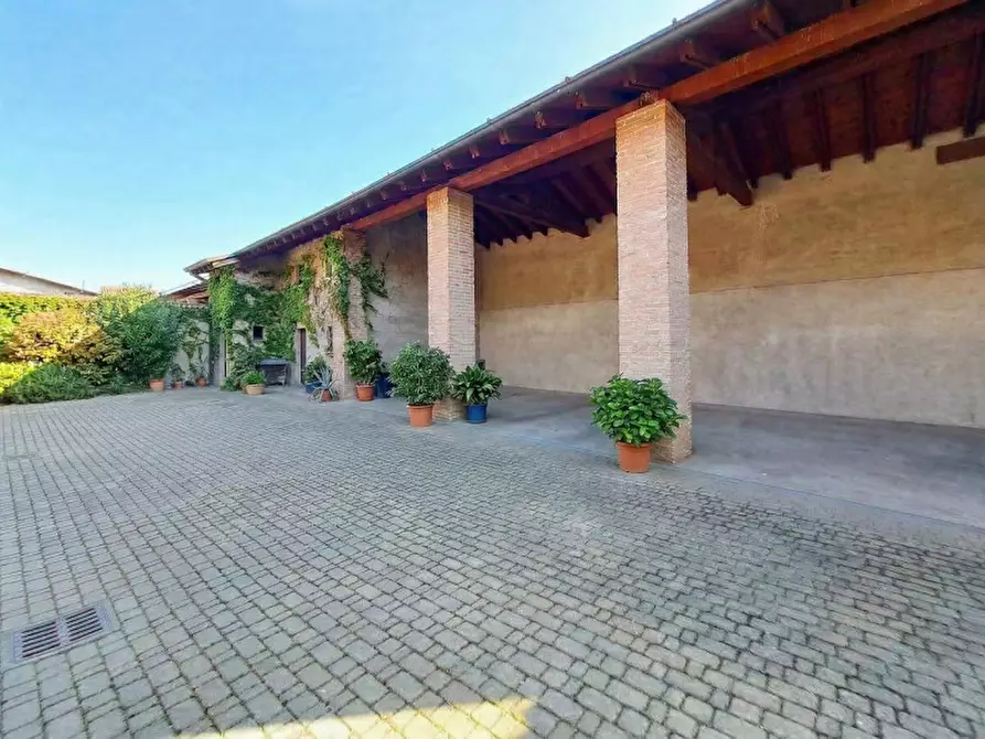 Immagine 3 di Casa indipendente in vendita  in Via Milano a Rovato
