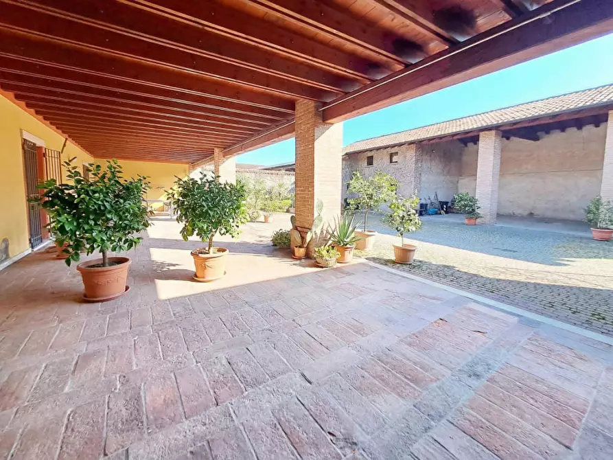 Immagine 17 di Casa indipendente in vendita  in Via Milano a Rovato