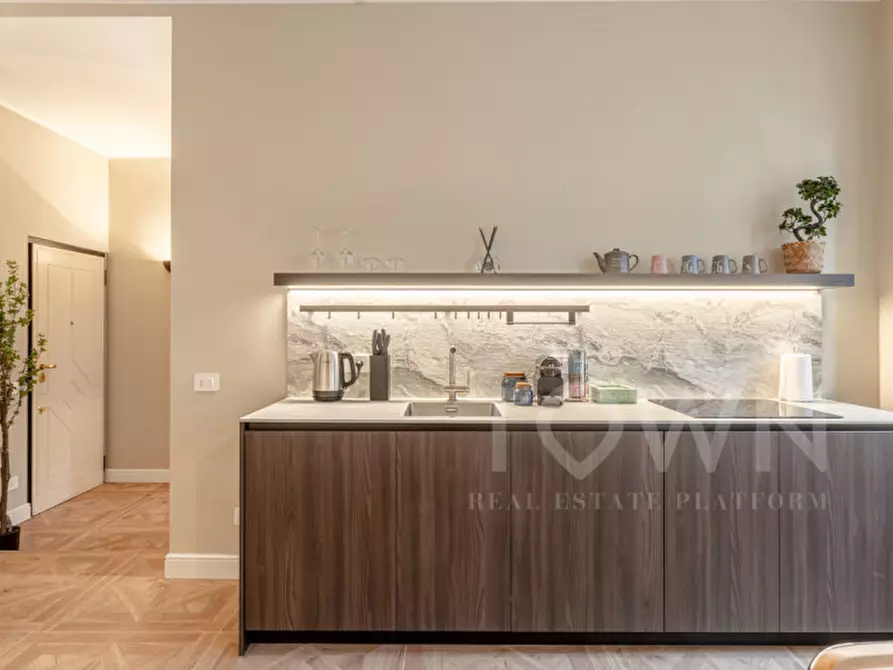 Immagine 6 di Appartamento in vendita  in Largo della Crocetta, 1 a Milano