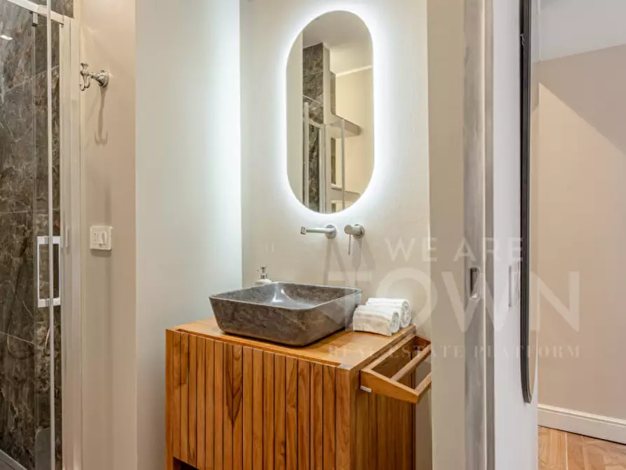 Immagine 11 di Appartamento in vendita  in Largo della Crocetta, 1 a Milano