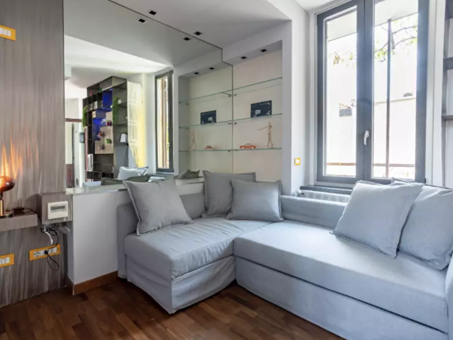 Immagine 3 di Appartamento in vendita  in Via Melchiorre Gioia, 88 a Milano