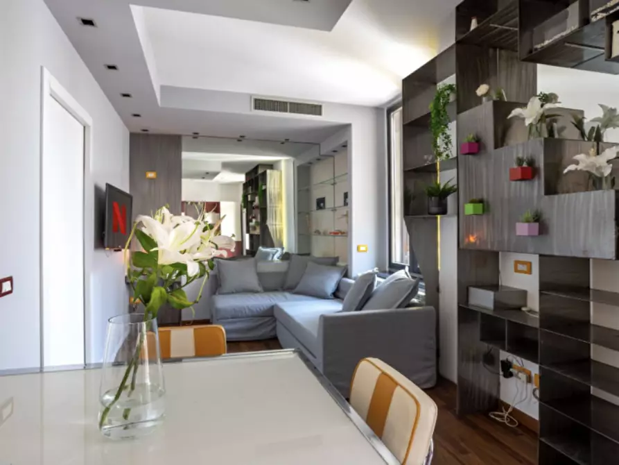 Immagine 10 di Appartamento in vendita  in Via Melchiorre Gioia, 88 a Milano