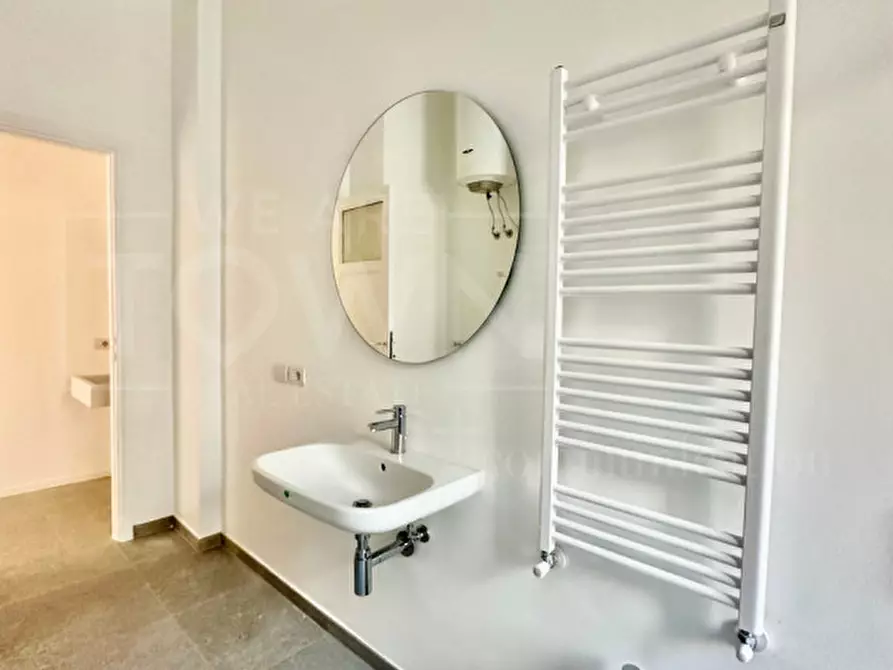 Immagine 19 di Appartamento in affitto  in Piazza Santa Maria Beltrade, 2 a Milano