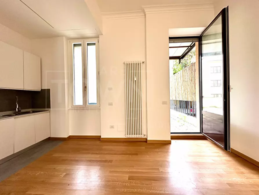 Immagine 13 di Appartamento in affitto  in Piazza Santa Maria Beltrade, 2 a Milano