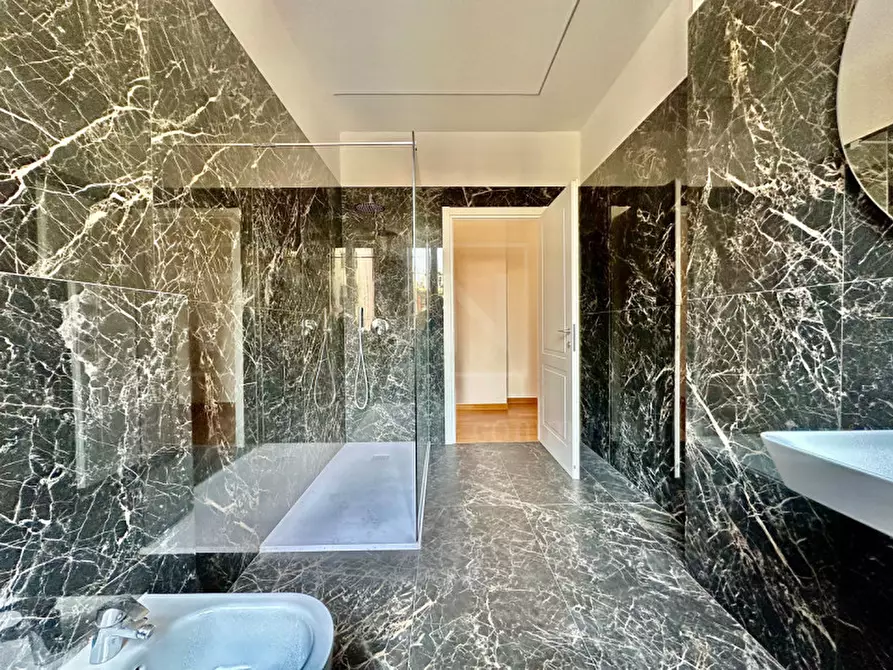 Immagine 29 di Appartamento in affitto  in Piazza Santa Maria Beltrade, 2 a Milano