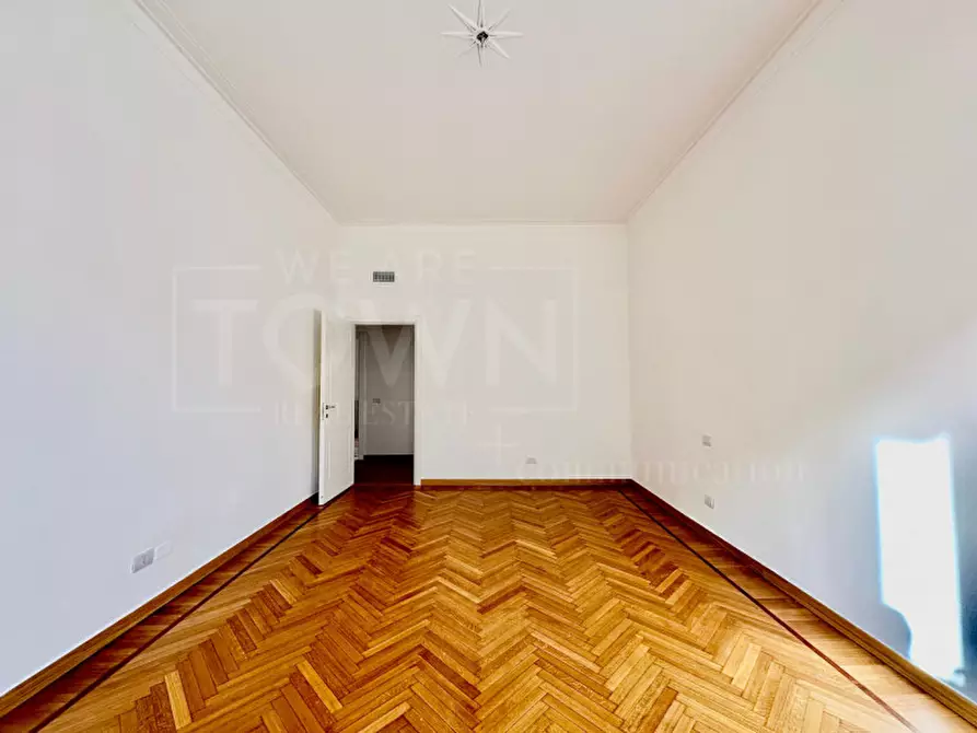Immagine 36 di Appartamento in affitto  in Piazza Santa Maria Beltrade, 2 a Milano