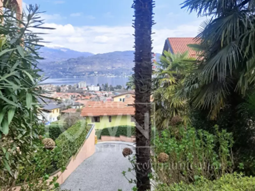 Immagine 1 di Appartamento in vendita  in Via Bertarello, 17 a Baveno