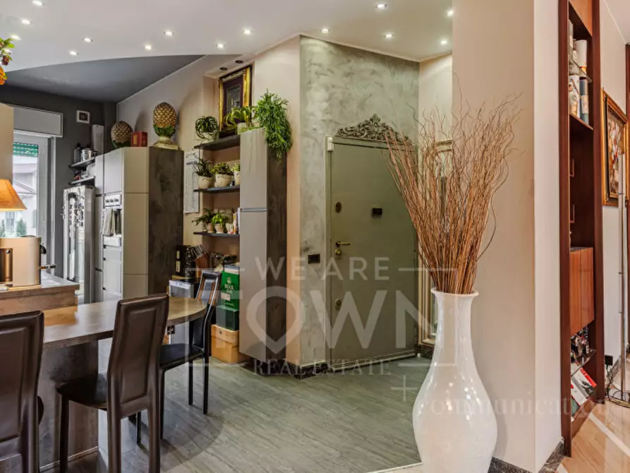 Immagine 6 di Appartamento in vendita  in Viale Emilio Caldara a Milano