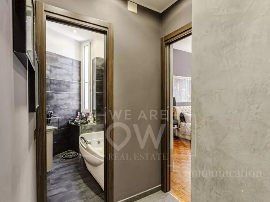 Immagine 9 di Appartamento in vendita  in Viale Emilio Caldara a Milano