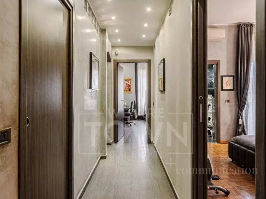 Immagine 12 di Appartamento in vendita  in Viale Emilio Caldara a Milano