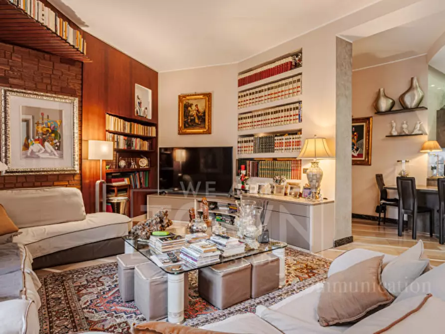 Immagine 17 di Appartamento in vendita  in Viale Emilio Caldara a Milano