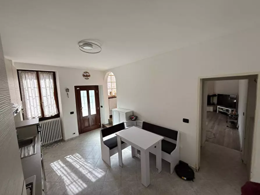 Immagine 5 di Appartamento in vendita  in Via Vittorio Emanuele II, 7 a Oltrona Di San Mamette