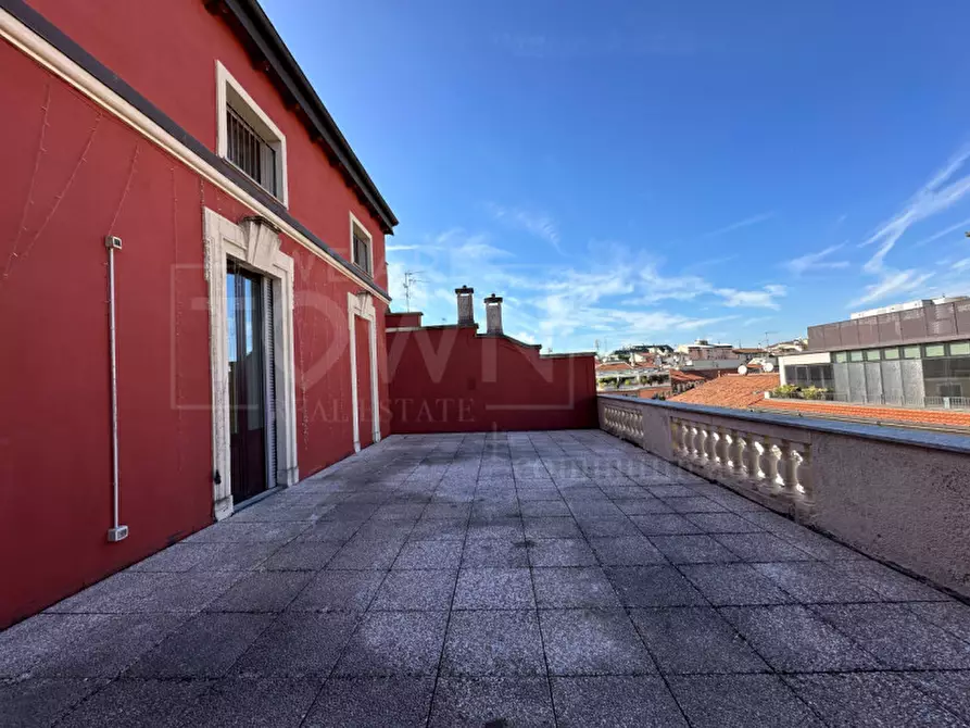 Immagine 14 di Appartamento in affitto  in Via Spartaco, 38 a Milano