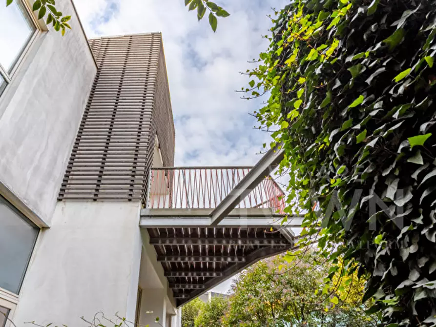 Immagine 1 di Appartamento in vendita  in Via Michele Pericle Negrotto, 31/10 a Milano