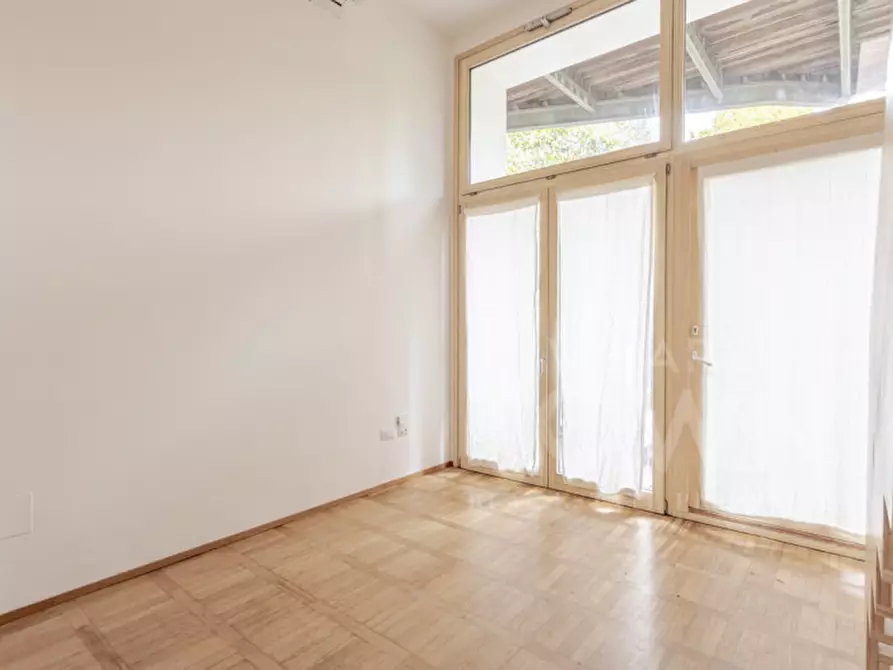 Immagine 24 di Appartamento in vendita  in Via Michele Pericle Negrotto, 31/10 a Milano