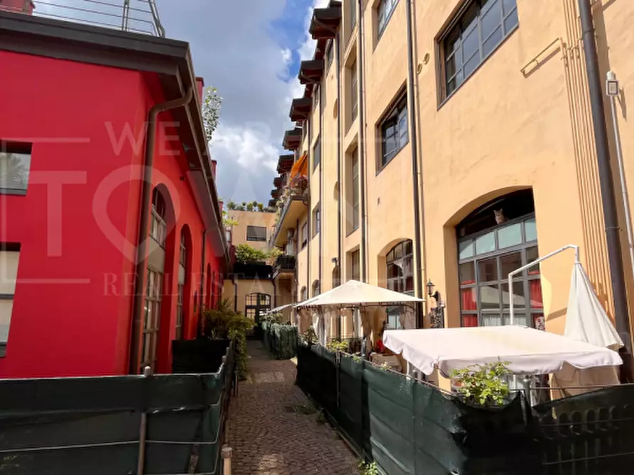 Immagine 11 di Appartamento in vendita  in Via Cesare Ajraghi a Milano