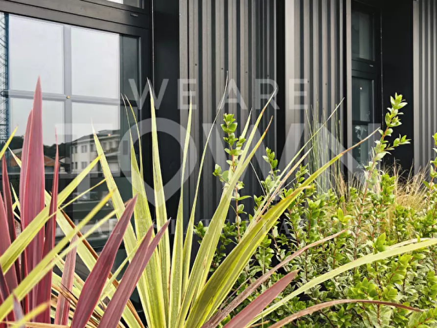 Immagine 7 di Appartamento in vendita  in Via Michele Pericle Negrotto, 31/12 a Milano