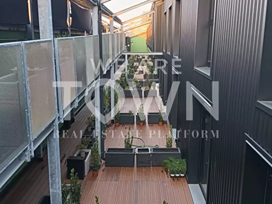 Immagine 13 di Appartamento in vendita  in Via Michele Pericle Negrotto, 31/12 a Milano