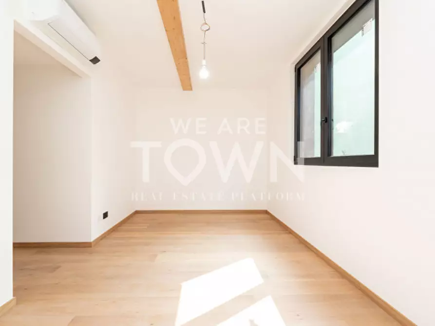 Immagine 49 di Appartamento in vendita  in Via Michele Pericle Negrotto, 31/12 a Milano