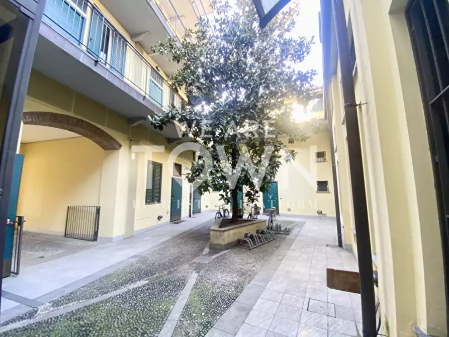 Immagine 23 di Appartamento in affitto  in Via Monviso, 36 a Milano