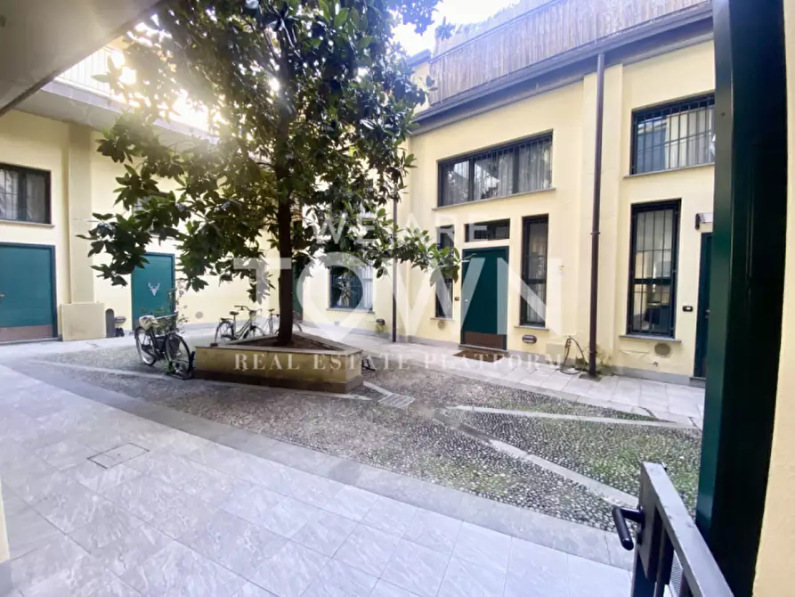 Immagine 24 di Appartamento in affitto  in Via Monviso, 36 a Milano