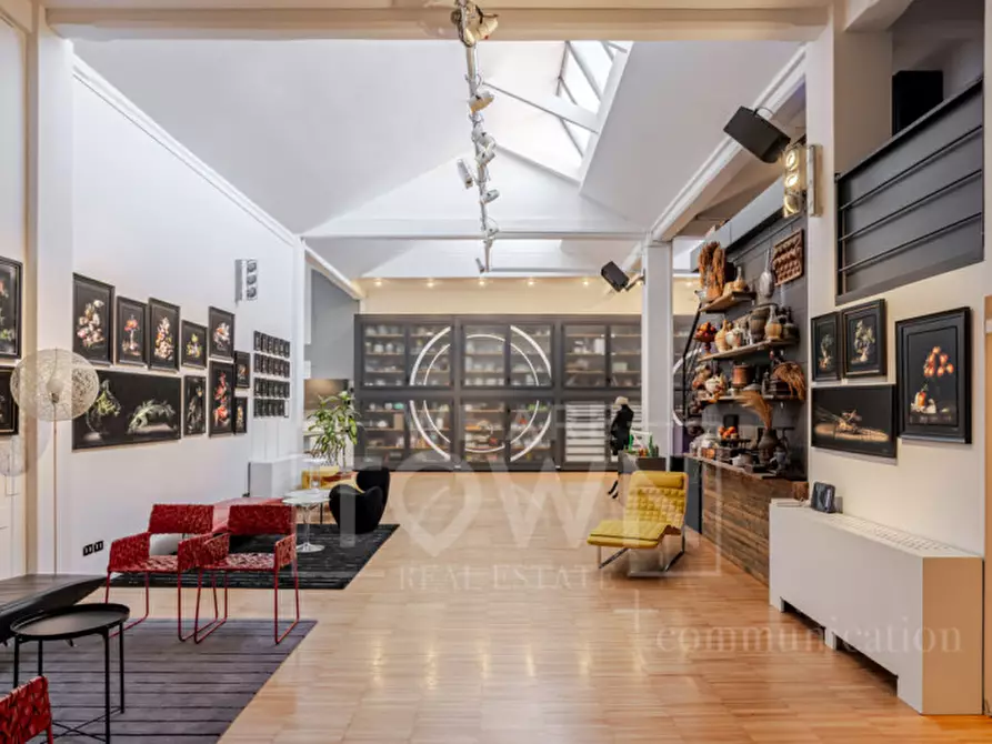 Immagine 2 di Loft/Open space in vendita  in Via Giacomo Watt, 10 a Milano
