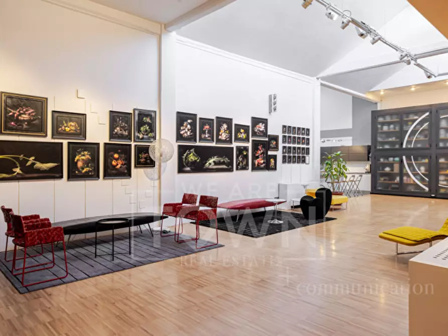 Immagine 3 di Loft/Open space in vendita  in Via Giacomo Watt, 10 a Milano