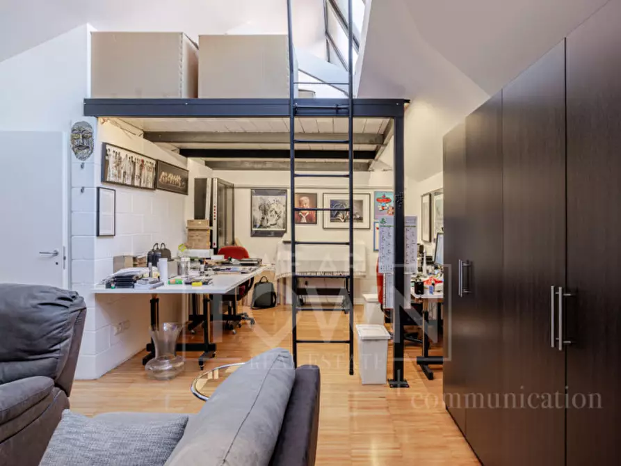 Immagine 12 di Loft/Open space in vendita  in Via Giacomo Watt, 10 a Milano