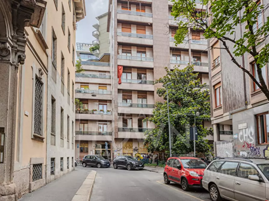 Immagine 13 di Ufficio in affitto  in via Lentasio 9 a Milano