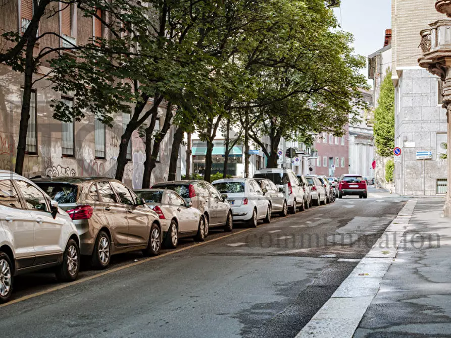 Immagine 3 di Ufficio in affitto  in via Lentasio 9 a Milano